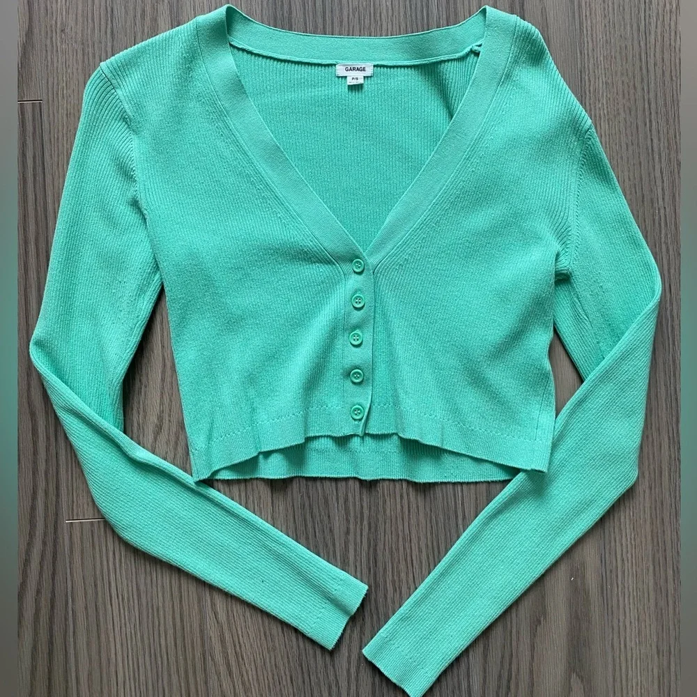 Garage Tank and Cardigan Set - Picture 4 of 6